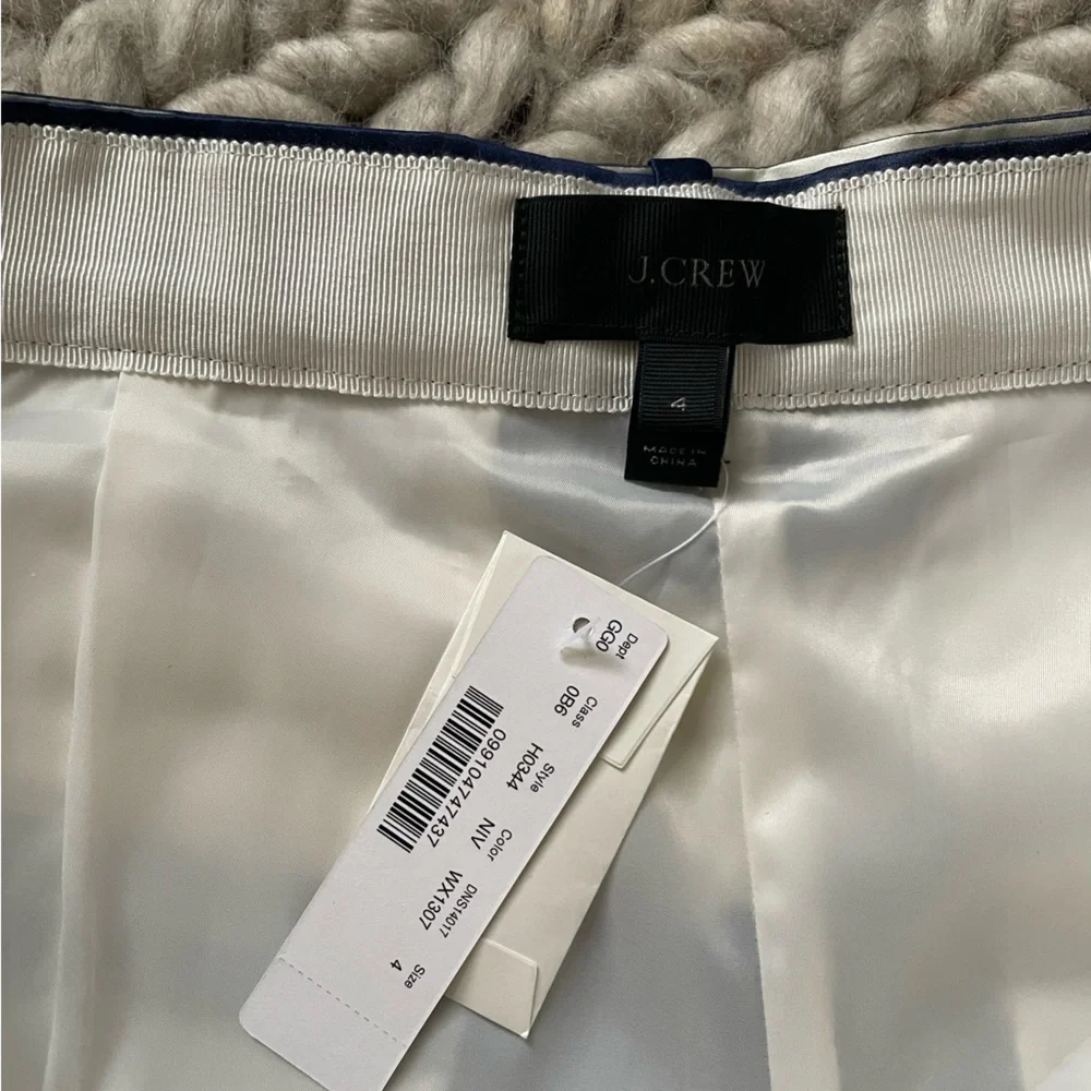 NWT J.Crew Size 4 Satin Striped Shorts - Picture 4 of 4